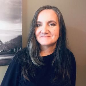 Meet your Posher, Julia